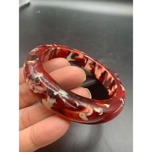Chunky Plastic Bracelet Red White Black Swirls Marble Unusual Colors - Picture 4 of 6
